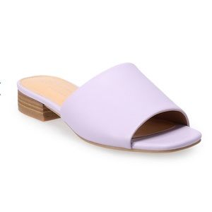 Brand new LC Lauren Conrad sandal